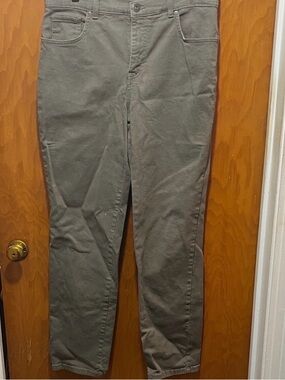 Style & Co. Women's Grey Straight Leg Jeans